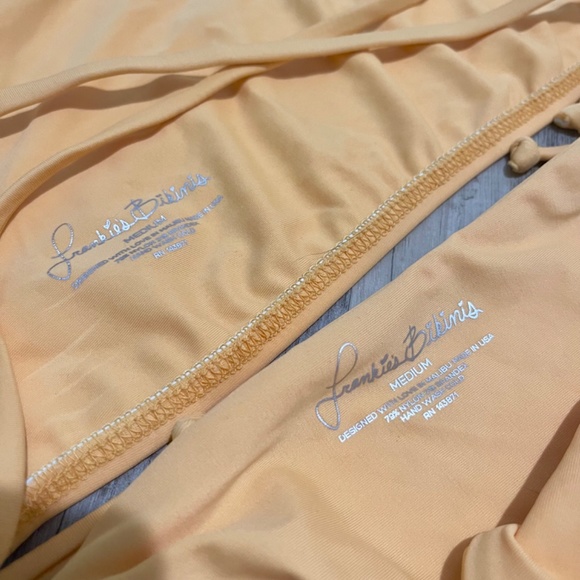 Frankies Bikini Mango Set - Picture 2 of 3